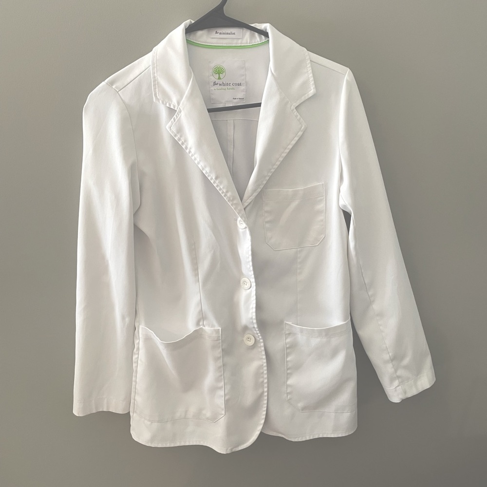 Healing Hands The Minimalist Labcoat